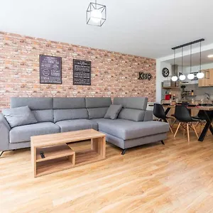  Apartamento Increibles Vistas Al Valle De Ny - A Pie De Pistas - Parking Incluido L By Bonesvacances